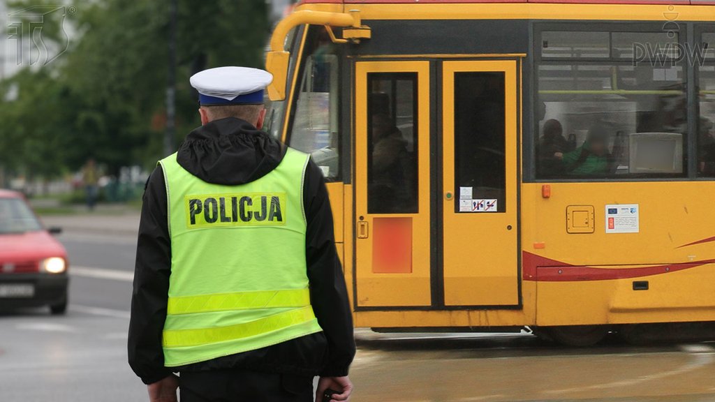 Sytuacja drogowa do pytania: Czy kierując tramwajem, masz obowiązek zatrzymać się na sygnał dawany przez umundurowanego policjanta?